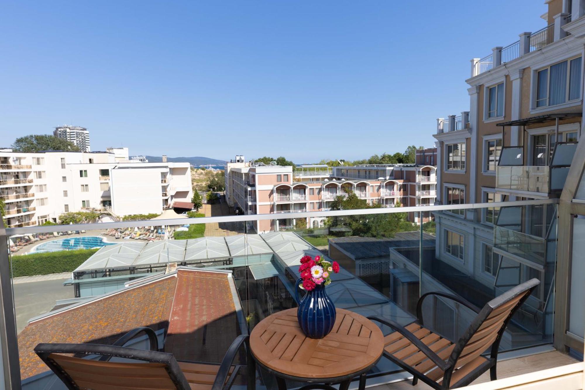 Rome Palace Deluxe - 4* Sunny Beach