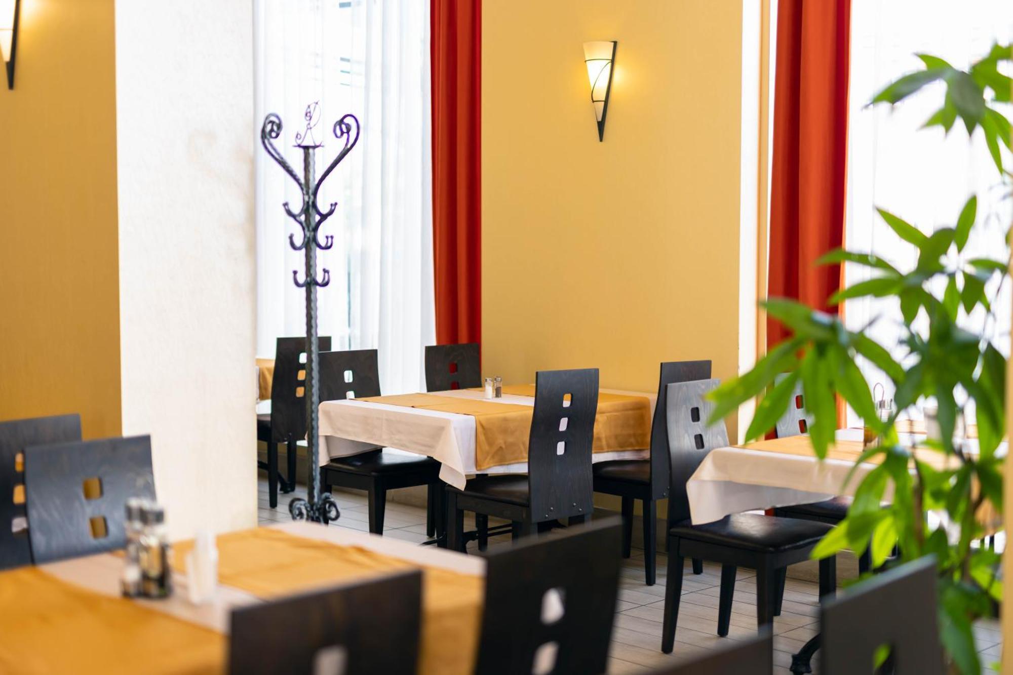 Rome Palace Deluxe Sunny Beach